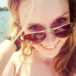 Meet your Posher, Janel